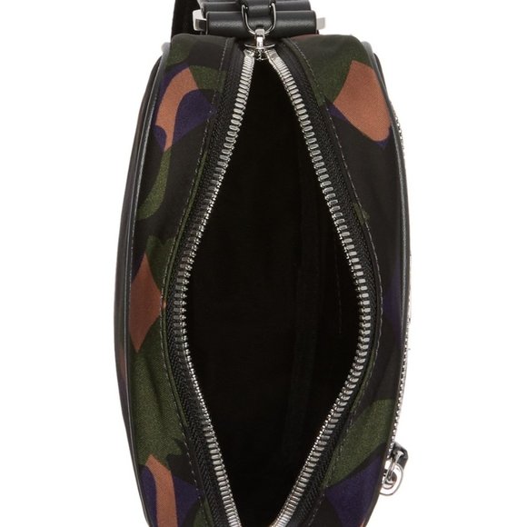 SOLD ! MCM Viseto Camo Print Crossbody Bag - Picture 5 of 9